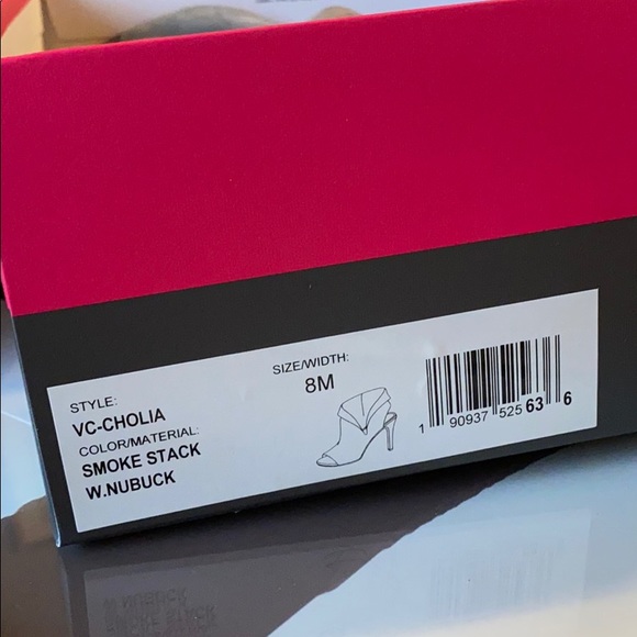 Vince Camuto Booties (GRG) - Picture 12 of 12